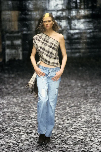 Look 23